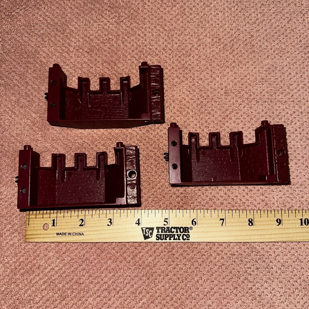 Lot  of 3 Fisher Price‎ Imaginext Toy Replacement Parts Castle Crenelation Top - Picture 2 of 2